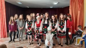  Баба Марта бързала, мартенички вързала... 1